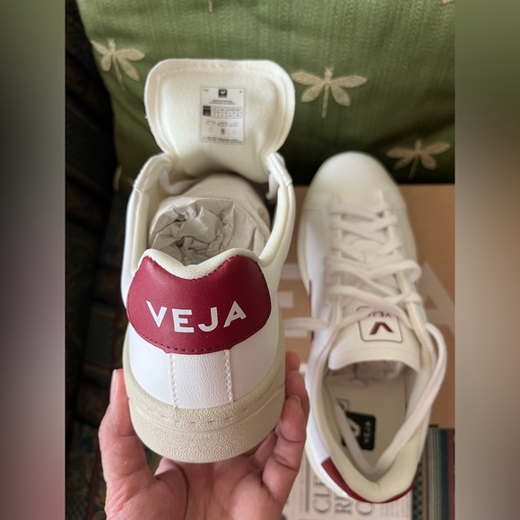 Veja UCRA CWL Marsala Brand new - Picture 6 of 10